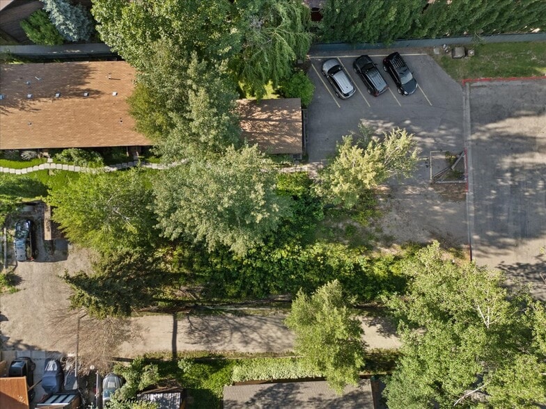 415 N Glenwood St, Jackson, WY for sale - Aerial - Image 2 of 10