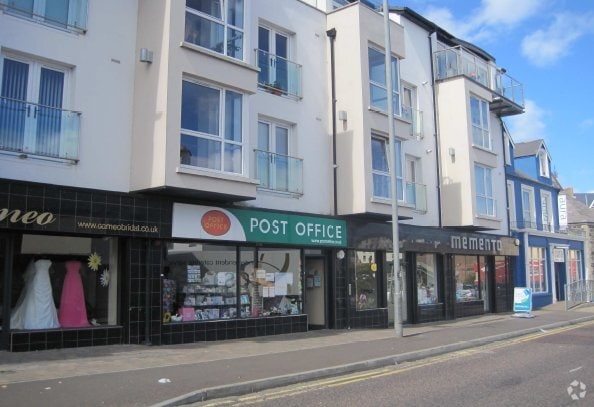 4-10 Causeway St, Portrush for lease Primary Photo- Image 1 of 9