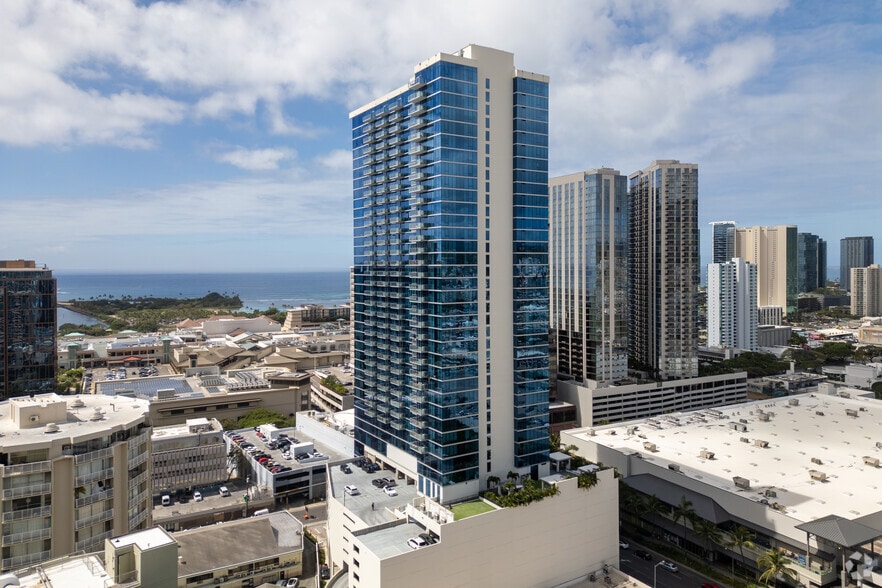 614 Keeaumoku St, Honolulu, HI à louer - Photo du bâtiment - Image 1 de 7