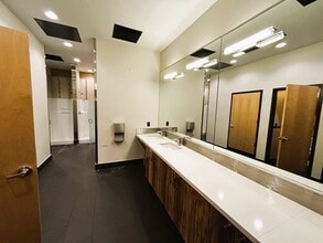 1080 Blosom Hill Rd, San Jose, CA for lease Building Photo- Image 1 of 10