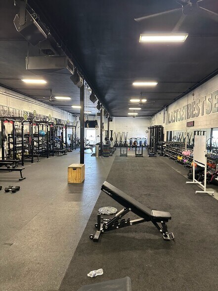 791 West Bridge St, Morrisville, PA à vendre - Photo intérieure - Image 3 de 4