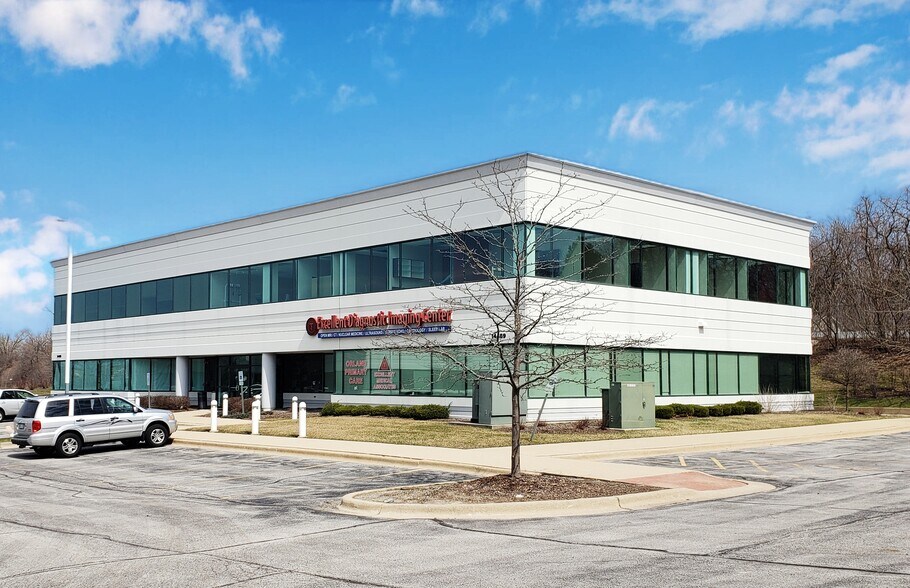 14489 John Humphrey Dr, Orland Park, IL à louer - Photo du bâtiment - Image 2 de 12