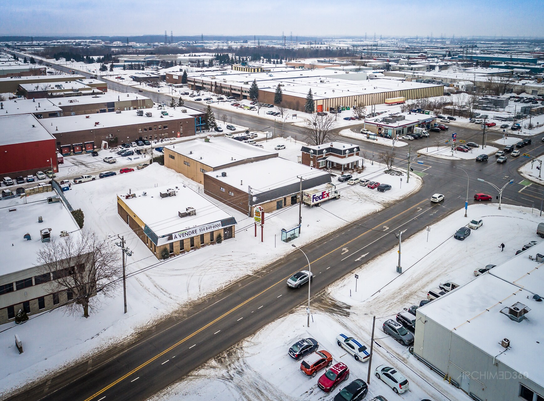 1935 Boul Saint-Elzéar O, Laval, QC à vendre Photo principale- Image 1 de 1