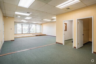 1301 Seminole Blvd, Largo, FL for lease Interior Photo- Image 1 of 1