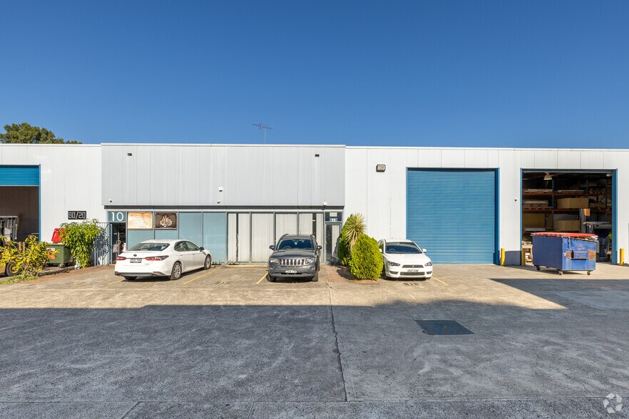 35 Foundry Rd, Seven Hills for sale - Building Photo - Image 2 of 4