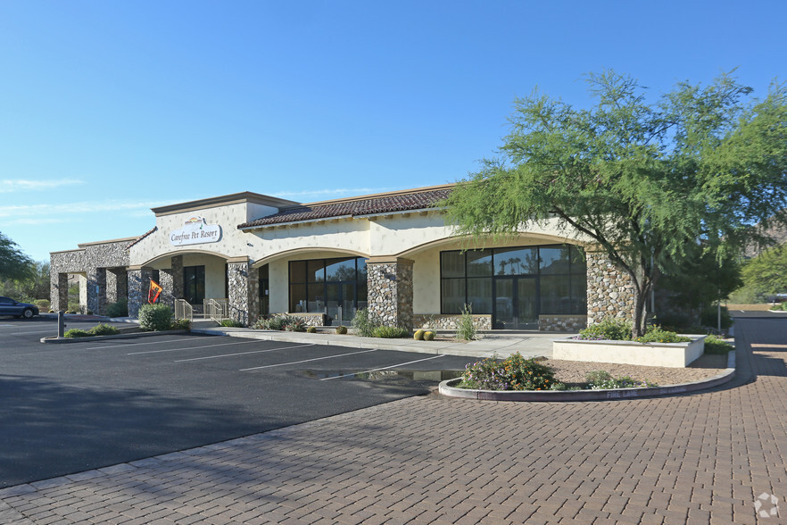 7509 E Cave Creek Rd, Carefree, AZ for lease - Primary Photo - Image 1 of 7