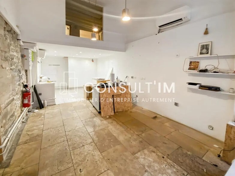 Retail in Paris for sale - Building Photo - Image 2 of 7