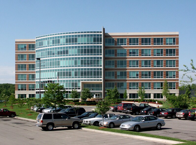 11400 Tomahawk Creek Pky, Leawood, KS à louer - Autre - Image 2 de 22