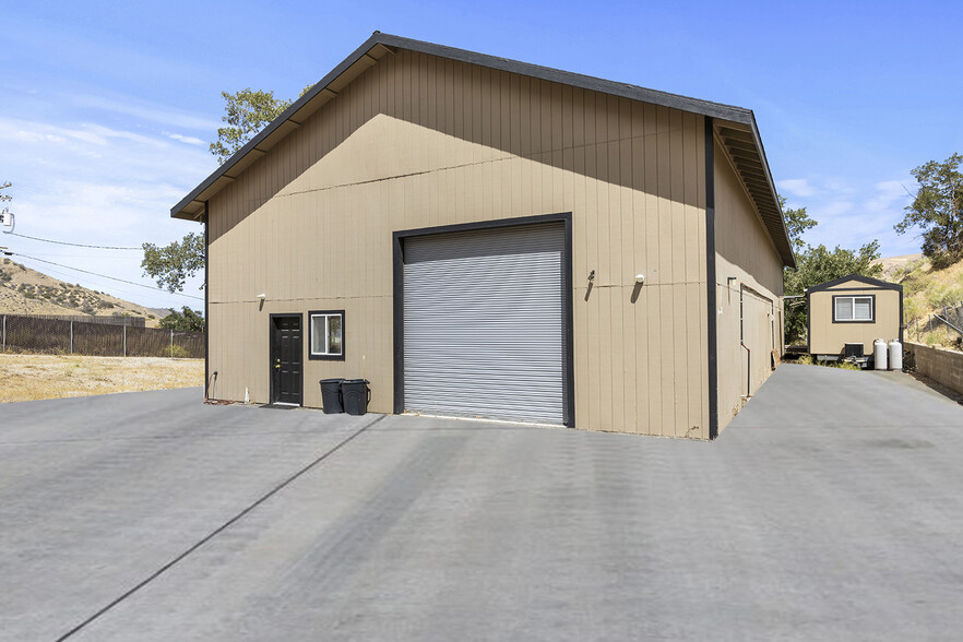 180 Landfill rd, Lebec, CA à vendre - Photo du bâtiment - Image 1 de 1