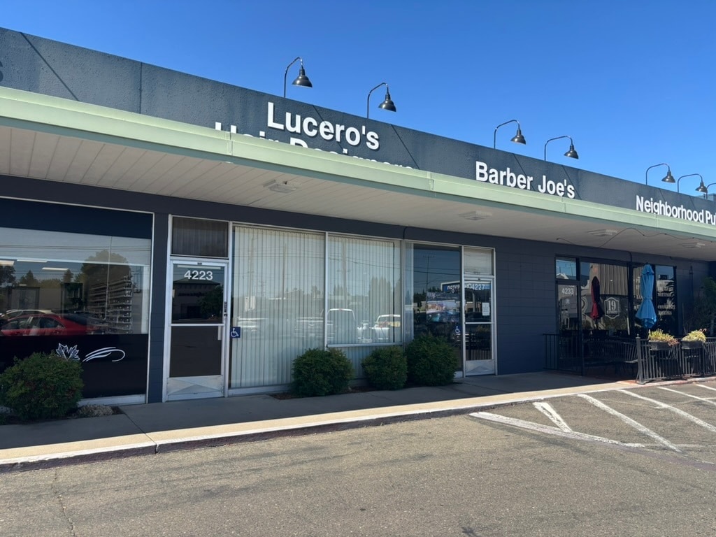 4211-4239 Arden Way, Sacramento, CA for lease Building Photo- Image 1 of 3