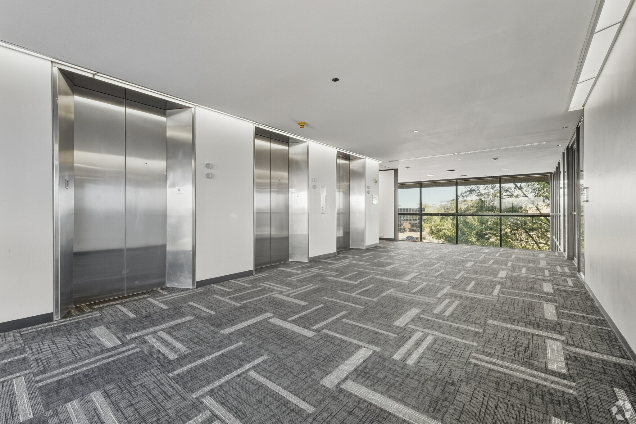 3200 Wilcrest Dr, Houston, TX for lease Interior Photo- Image 1 of 3
