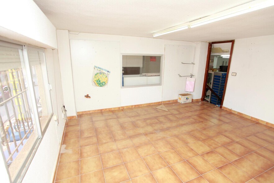 Retail in Murcia for sale - Interior Photo - Image 2 of 28