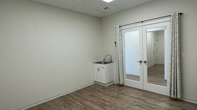 852 Vandercook Way, Longview, WA for lease Interior Photo- Image 1 of 2