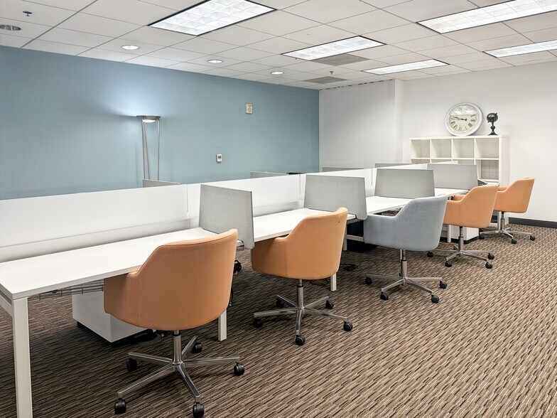 400 Continental Blvd, El Segundo, CA à louer - Photo du bâtiment - Image 2 de 16