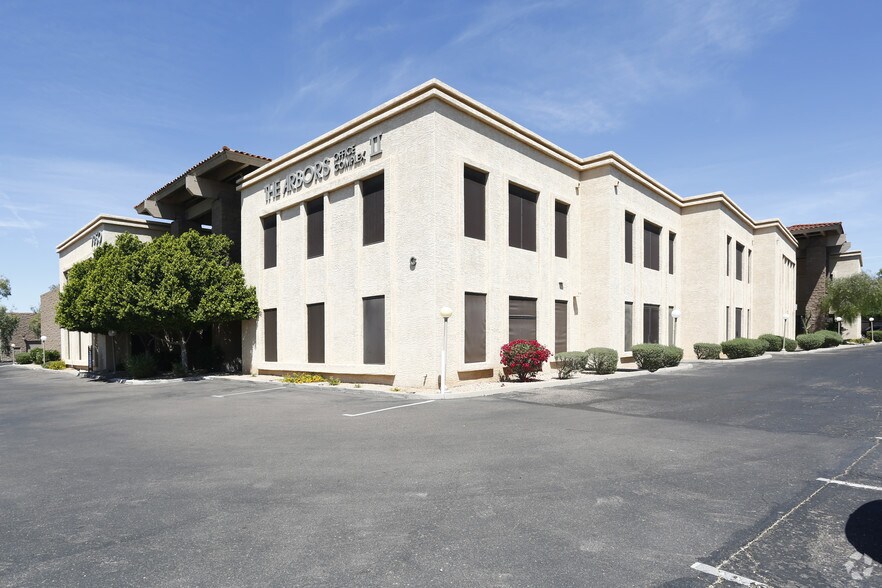 7950 E Acoma Dr, Scottsdale, AZ à louer - Photo du bâtiment - Image 2 de 25