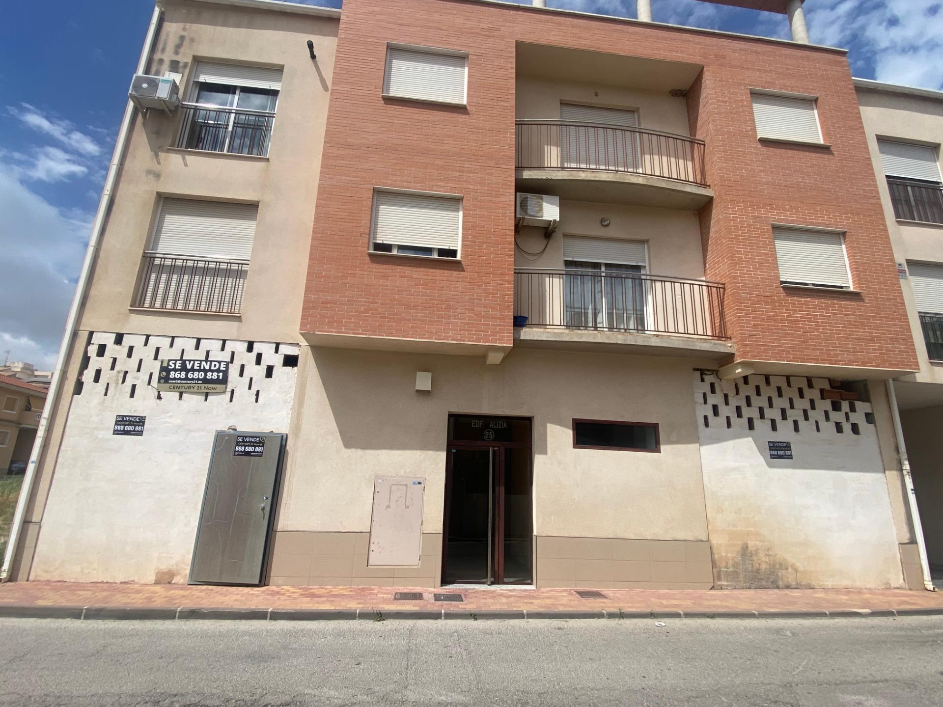 Retail in Ceutí for sale Building Photo- Image 1 of 17