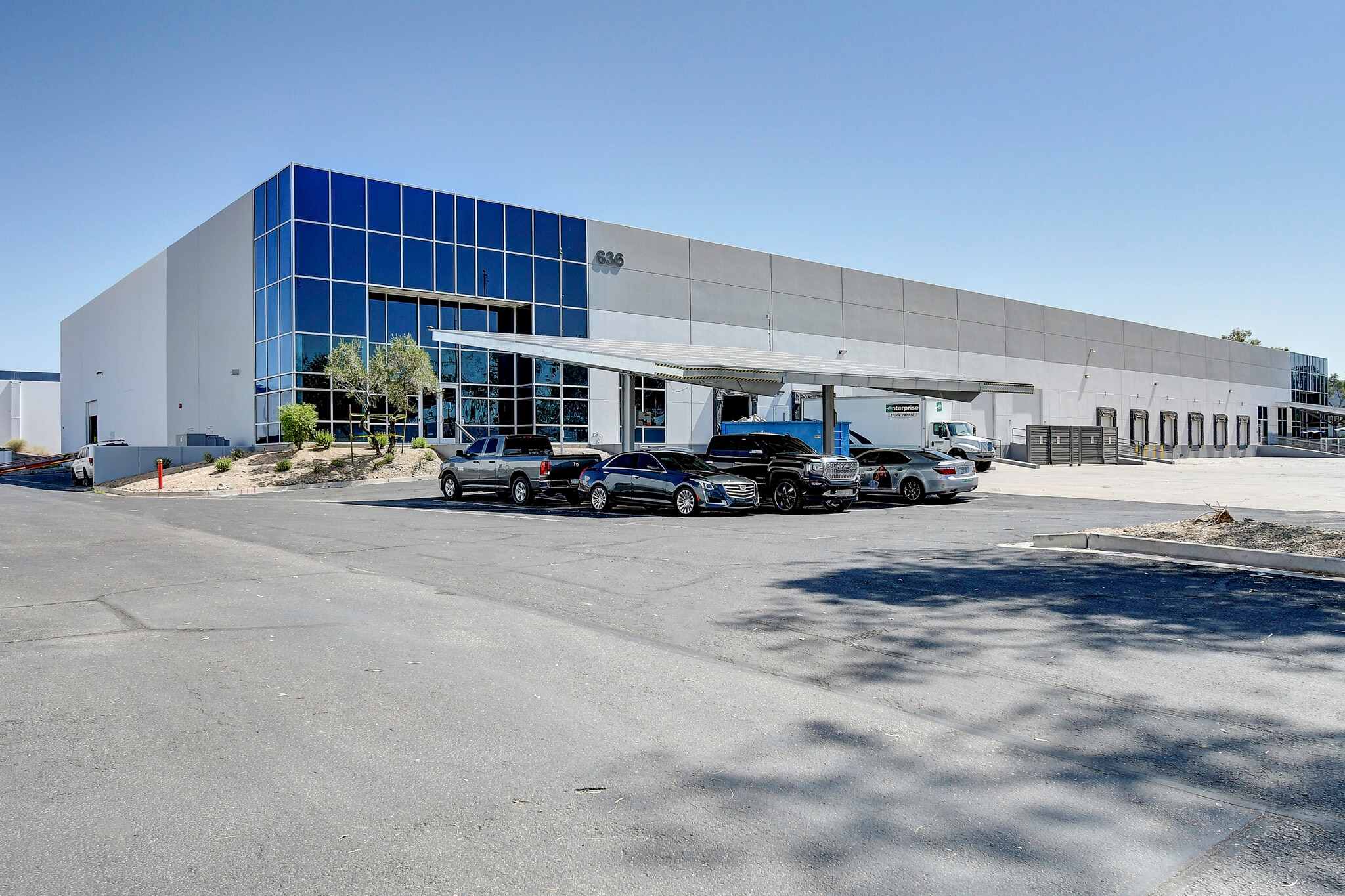 836 E University Dr, Phoenix, AZ for lease Primary Photo- Image 1 of 15