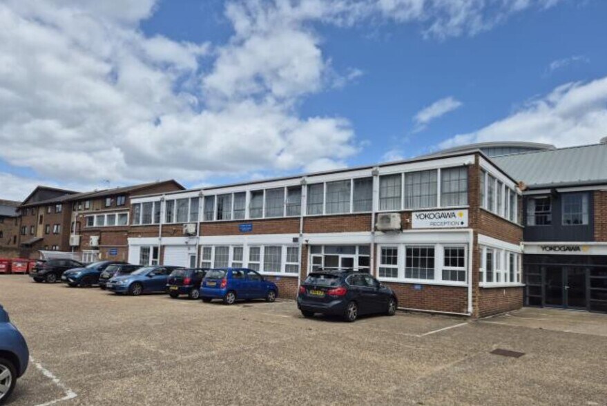 34 Medina Rd, Cowes à louer - Photo du bâtiment - Image 2 de 2