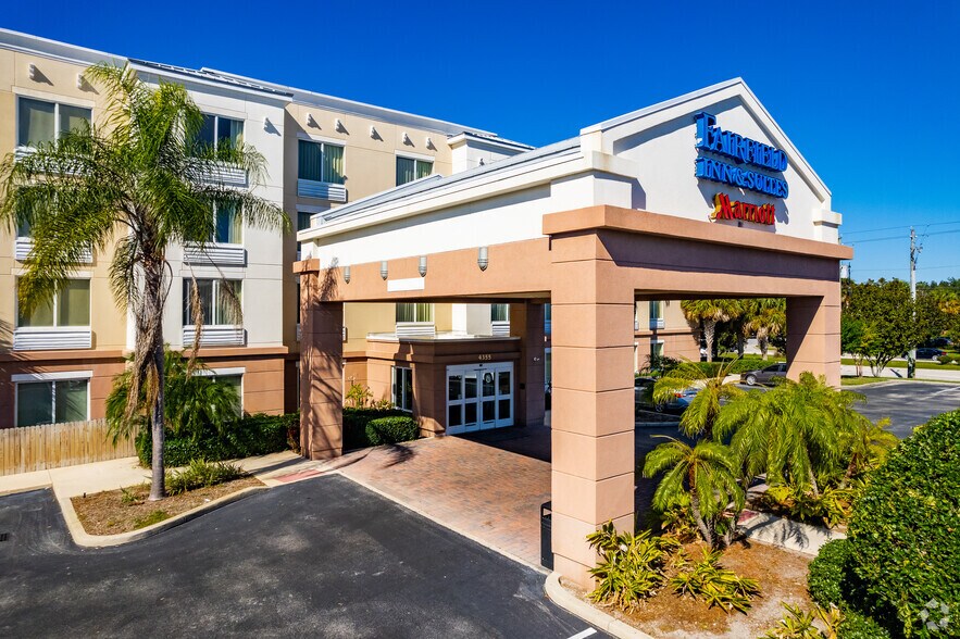 4355 W New Haven Ave, Melbourne, FL à vendre - Photo du bâtiment - Image 3 de 25