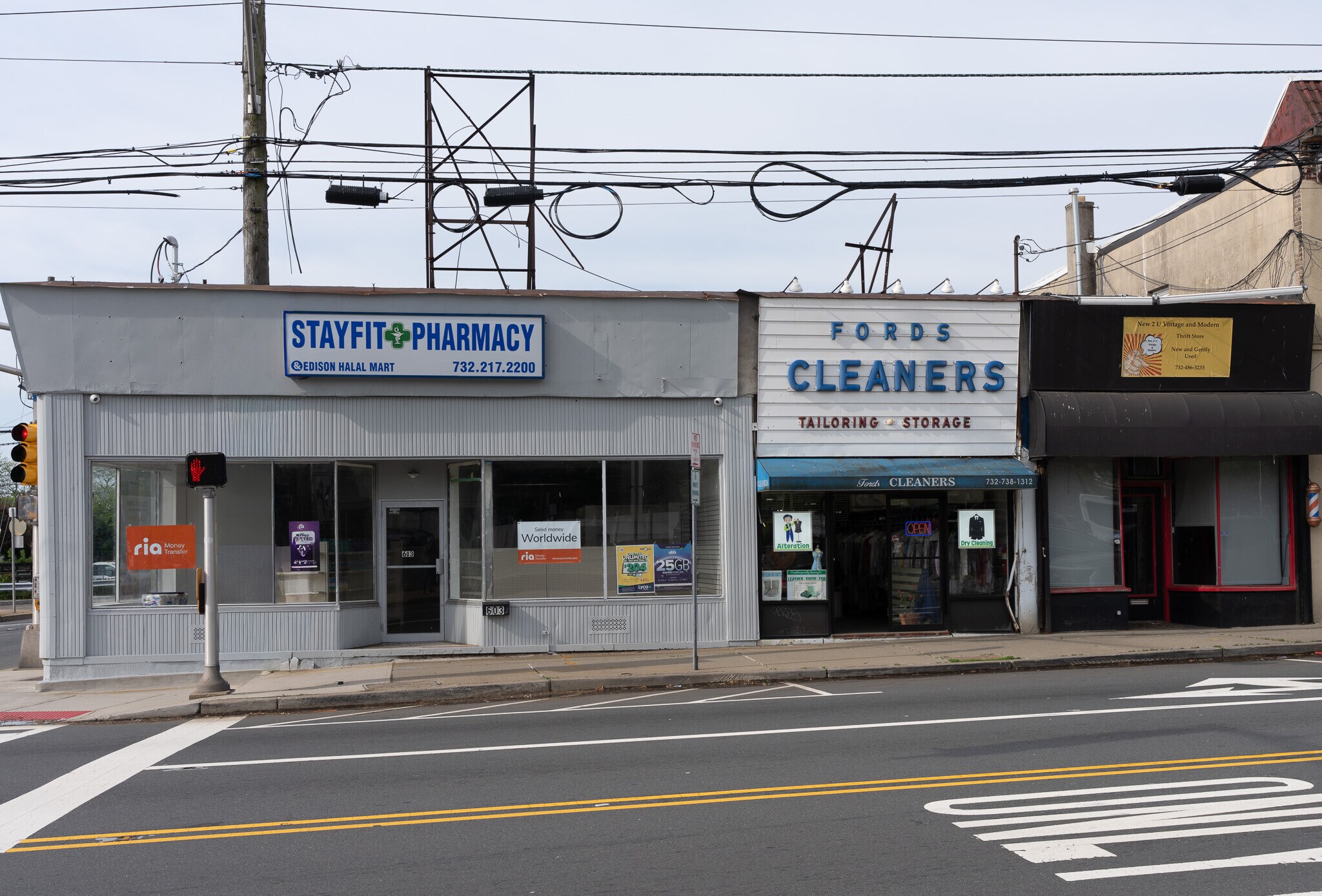 603-607 Amboy Ave, Edison, NJ à vendre Photo du bâtiment- Image 1 de 2
