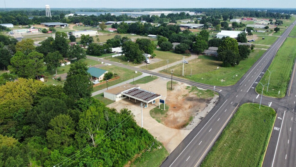 316 Plum Street, Grapeland, TX à vendre - Photo du bâtiment - Image 2 de 2