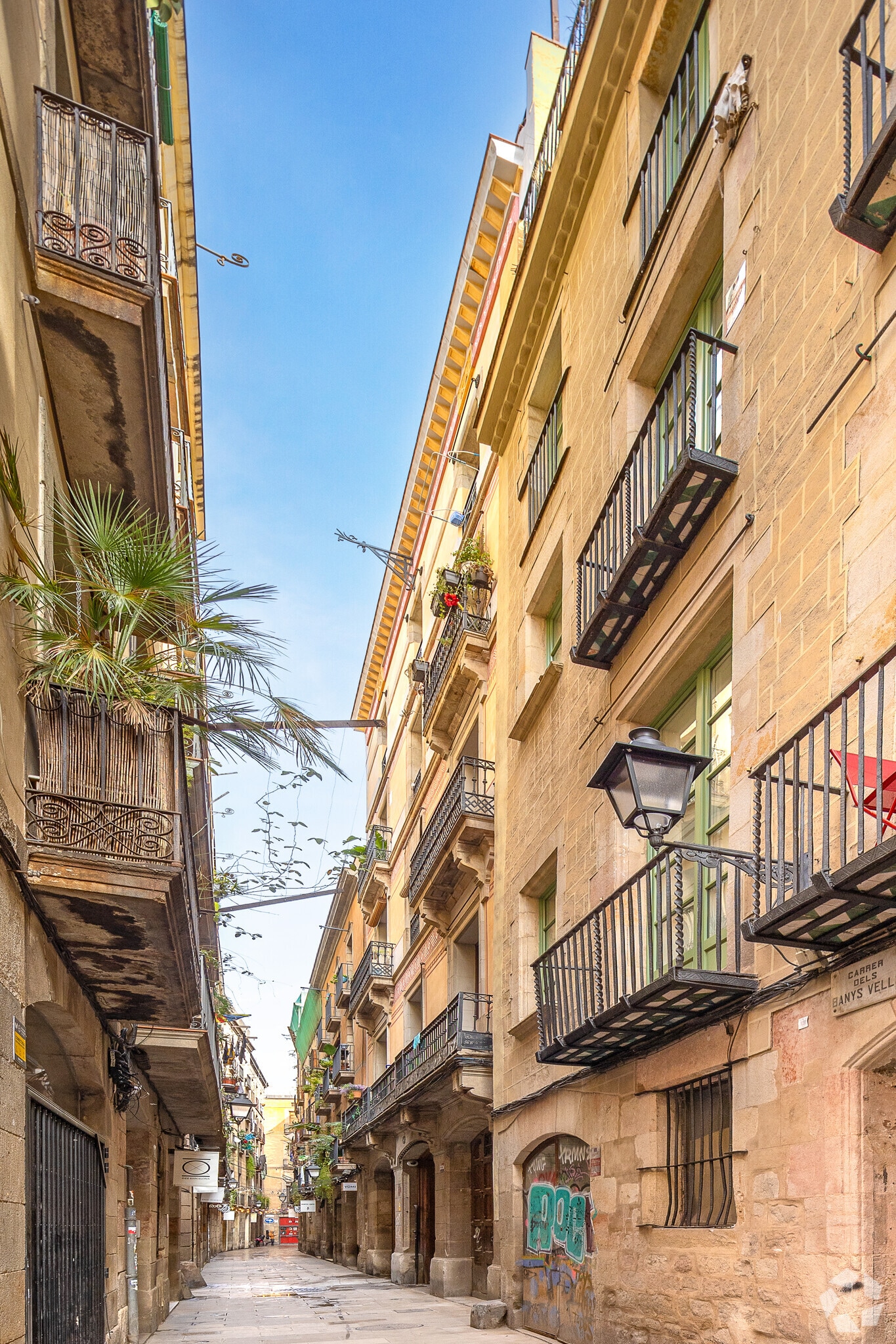 Carrer dels Banys Vells, 9, Barcelona, Barcelona for sale Primary Photo- Image 1 of 2