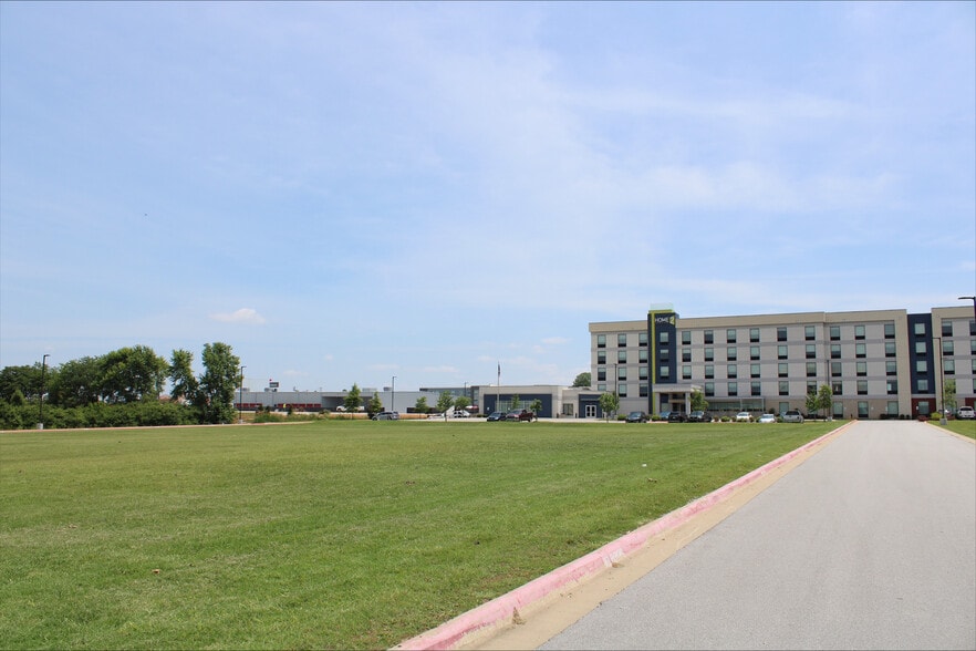 1501 S 48th St, Springdale, AR for lease - Building Photo - Image 3 of 3