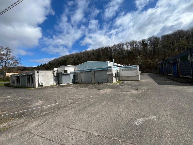 Flex in Saint-Avold for sale - Building Photo - Image 3 of 4