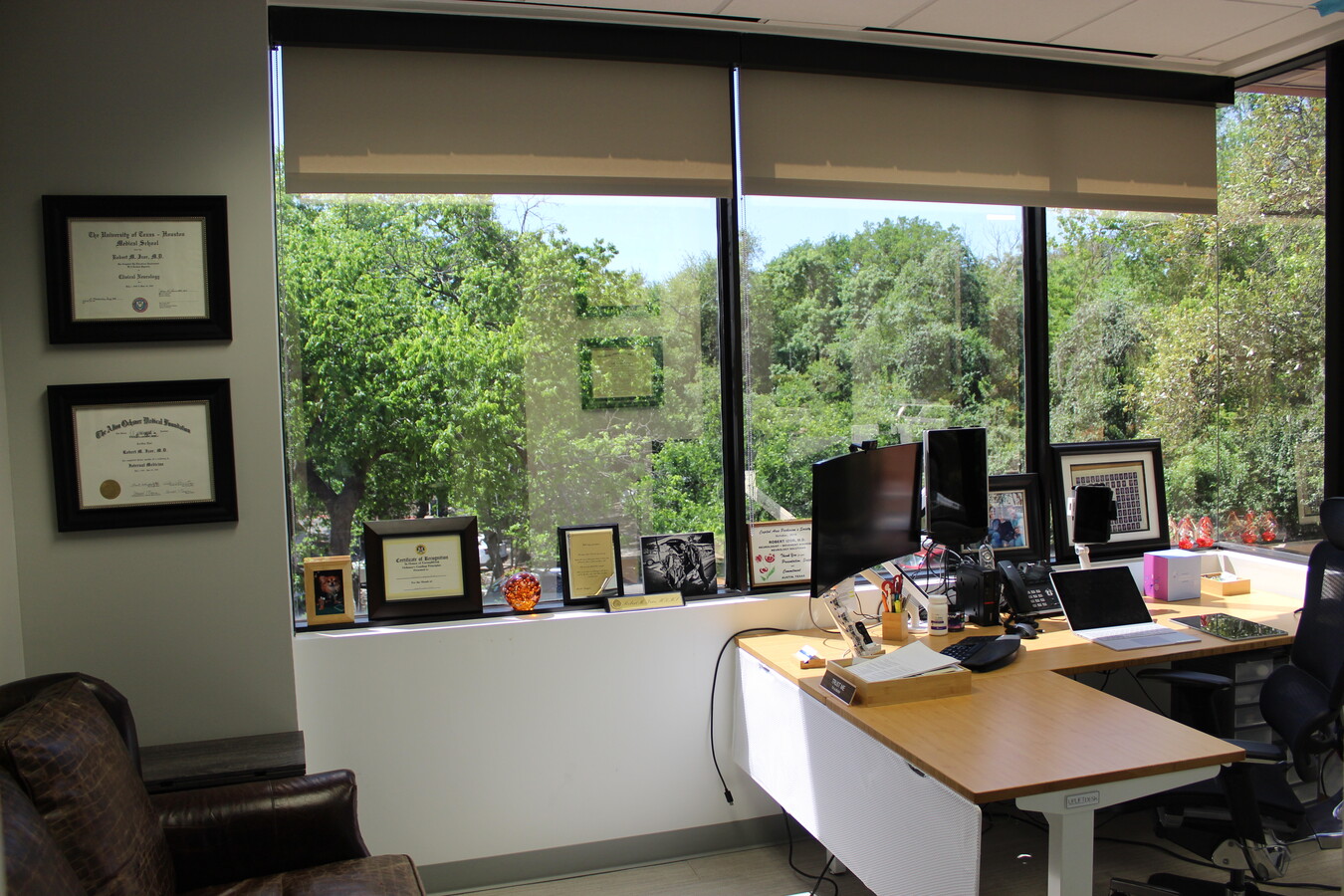 9011 Mountain Ridge Dr, Austin, TX 78759 - Unit 100 - - Interior Photo - Image 1 of 7