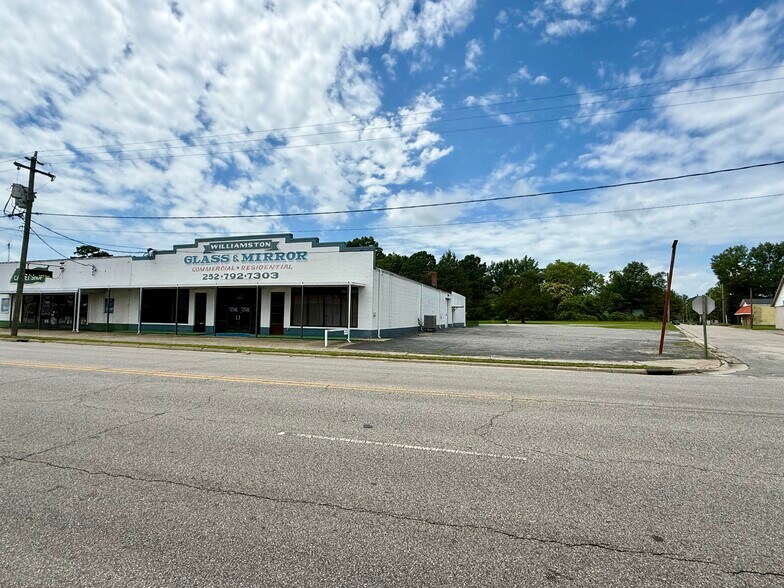 403 Washington St, Williamston, NC à vendre - Photo principale - Image 1 de 30