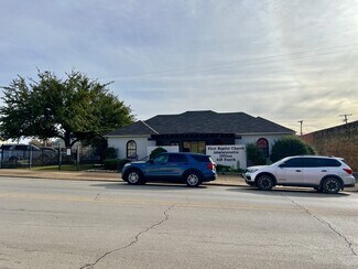 Plus de détails pour 620 4th St, Graham, TX - Bureau à vendre