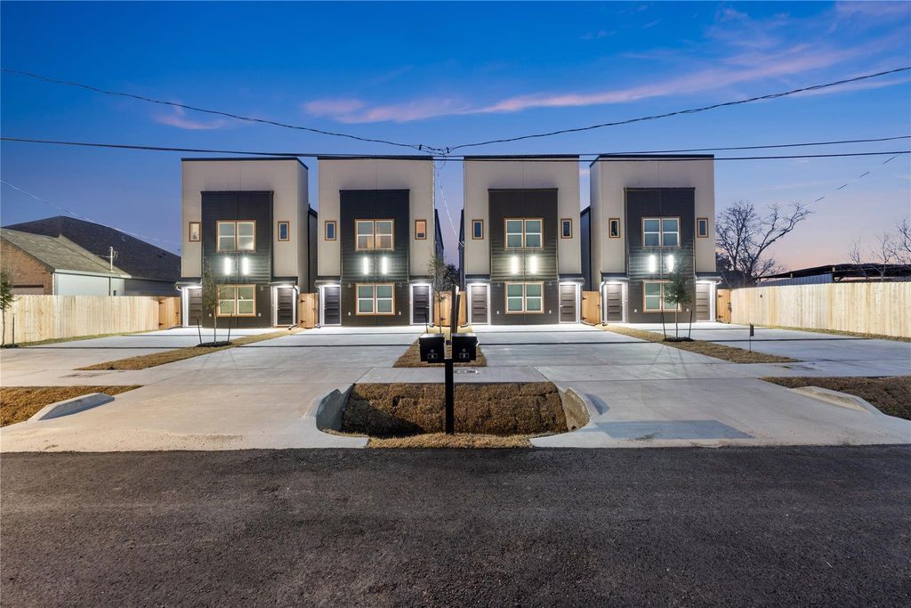 9819 Turnbow St, Houston, TX à vendre Photo du bâtiment- Image 1 de 33