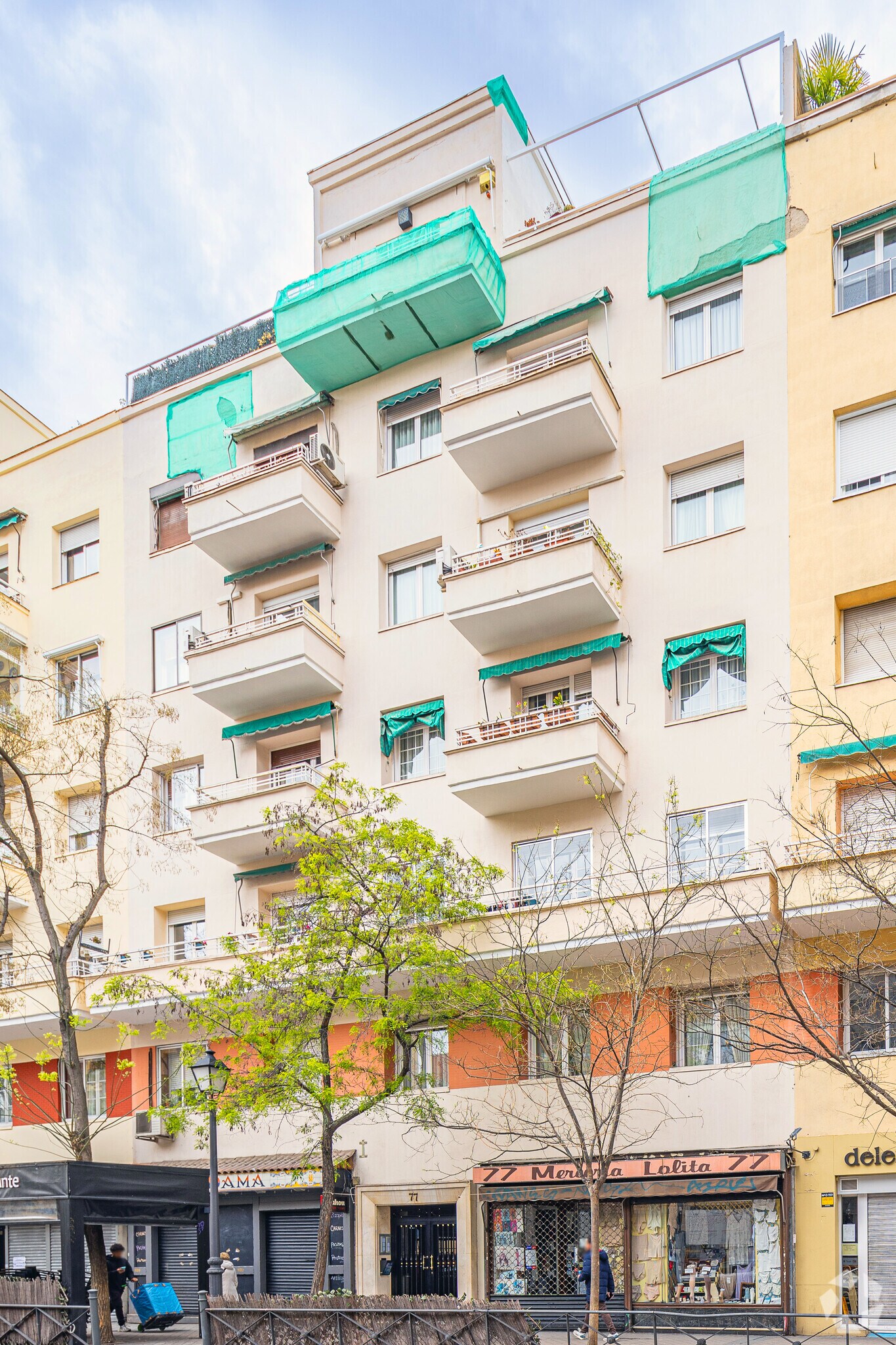 Calle de Guzmán el Bueno, 77, Madrid, Madrid à louer Photo du bâtiment- Image 1 de 6