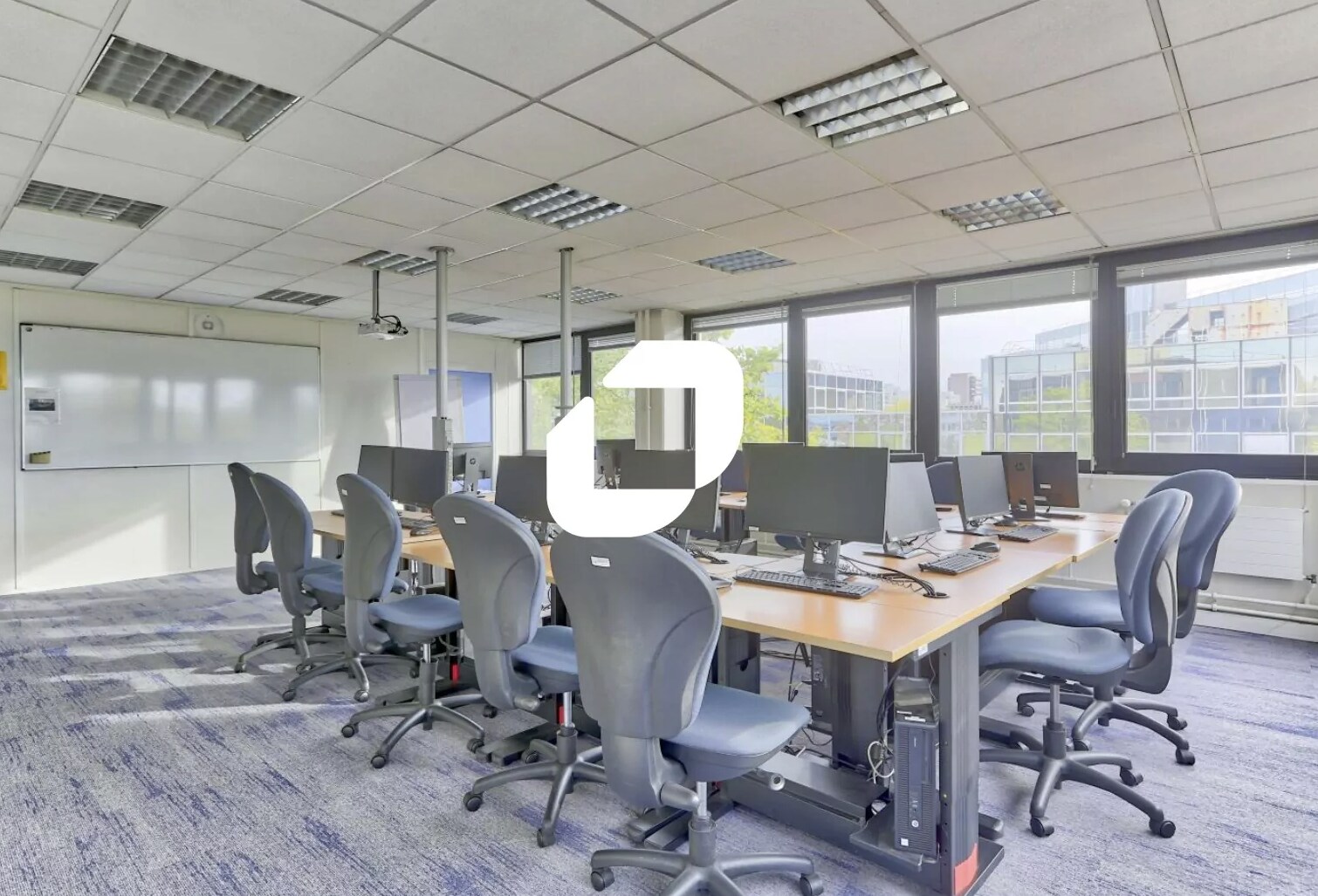 Bureau dans Évry-Courcouronnes à louer Photo intérieure- Image 1 de 8