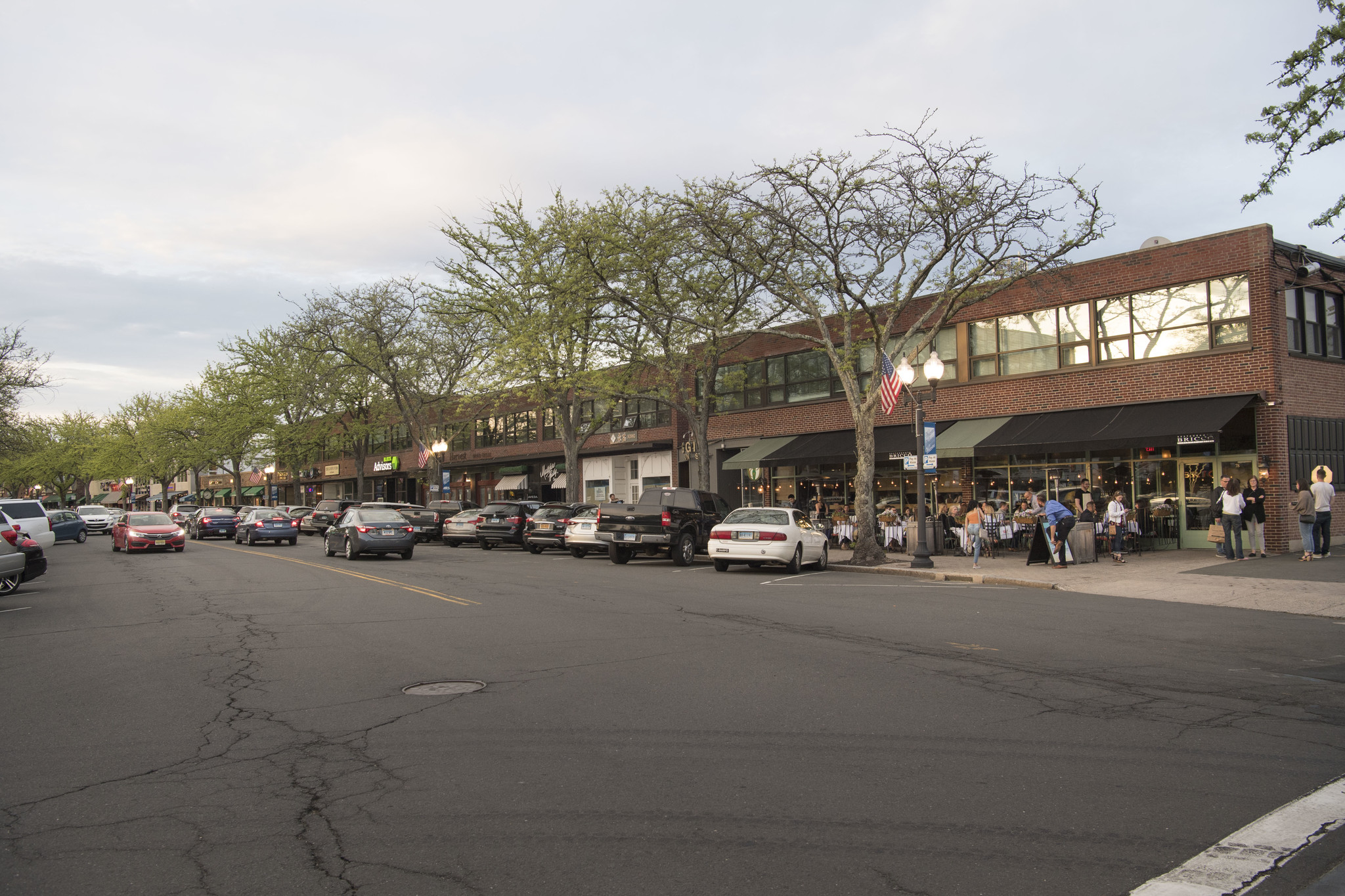 52-78 Lasalle Rd, West Hartford, CT for lease Building Photo- Image 1 of 7