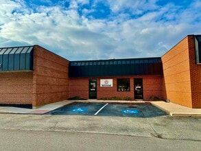 349 E Pulaski Hwy, Elkton, MD for lease Interior Photo- Image 2 of 6