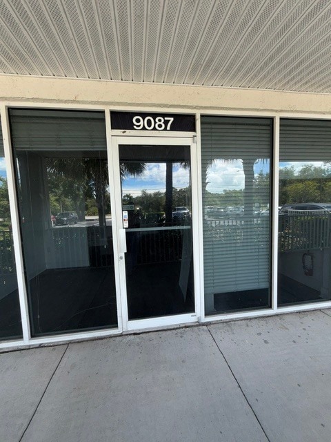 9087 Belcher Rd N, Pinellas Park, FL for lease Interior Photo- Image 1 of 7