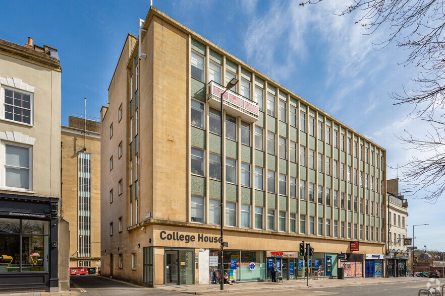 32-36 College Green, Bristol à louer - Photo principale - Image 1 de 2