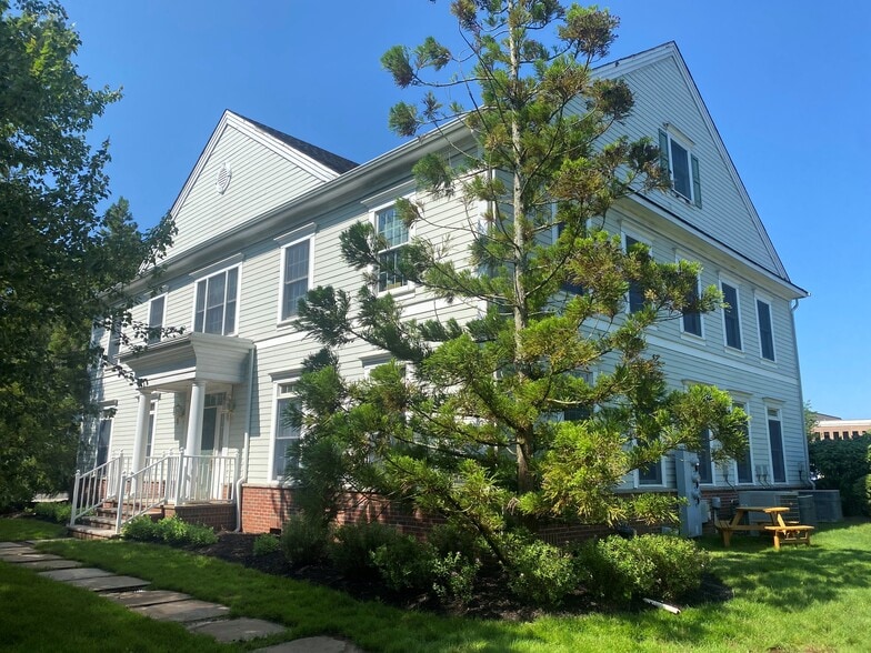 211 Somerville Rd, Bedminster, NJ à vendre - Photo du bâtiment - Image 2 de 14