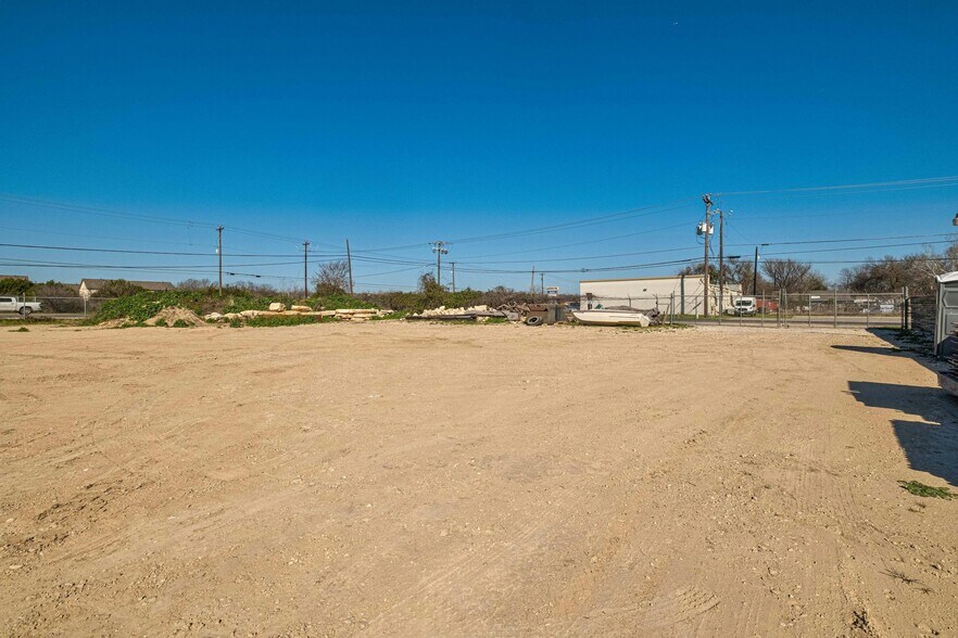 1401 Mooreland Dr, Austin, TX à vendre - Photo principale - Image 1 de 16