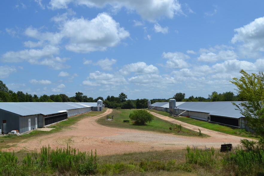 208 Kesterson Ave, Dierks, AR for sale - Primary Photo - Image 1 of 12