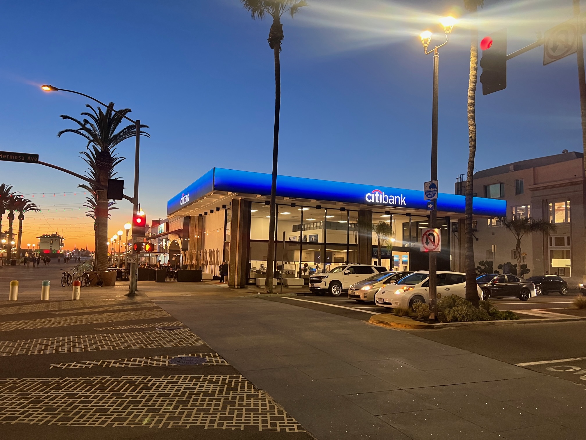 81 Pier Ave, Hermosa Beach, CA for sale Building Photo- Image 1 of 1