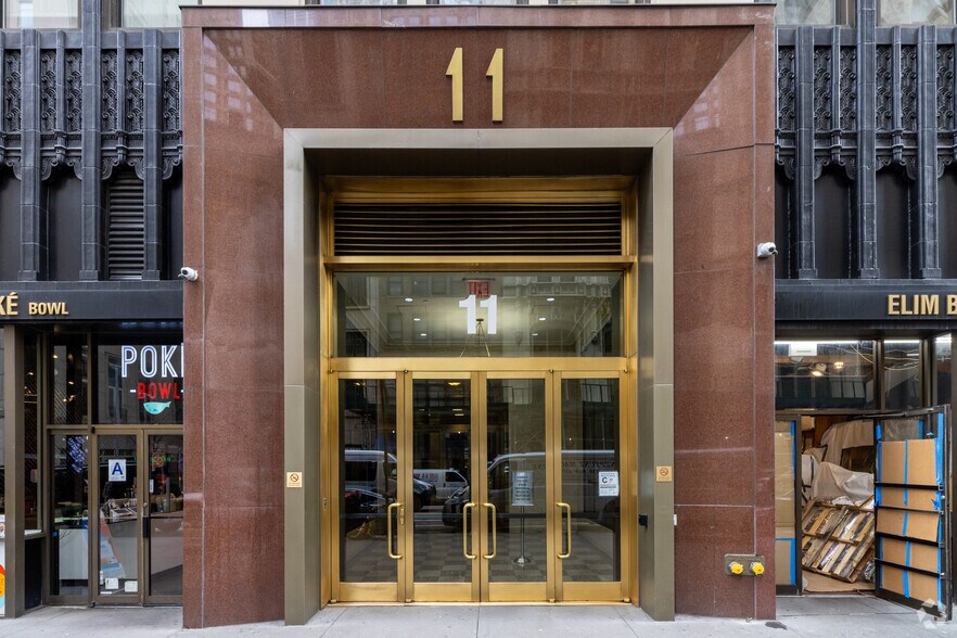 11 Park Pl, New York, NY à louer - Photo du bâtiment - Image 2 de 6