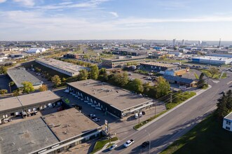 518-552 42nd Ave SE, Calgary, AB à louer Photo du bâtiment- Image 1 de 2