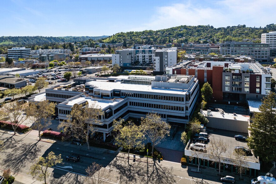 1981 N Broadway, Walnut Creek, CA à louer - Aérien - Image 3 de 7