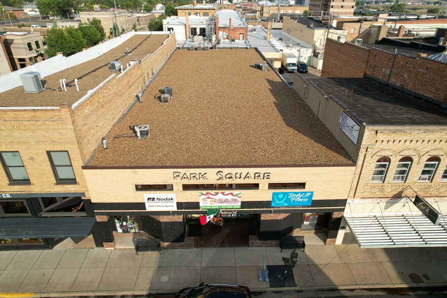 40 1st Ave W, Dickinson, ND for lease - Building Photo - Image 3 of 12