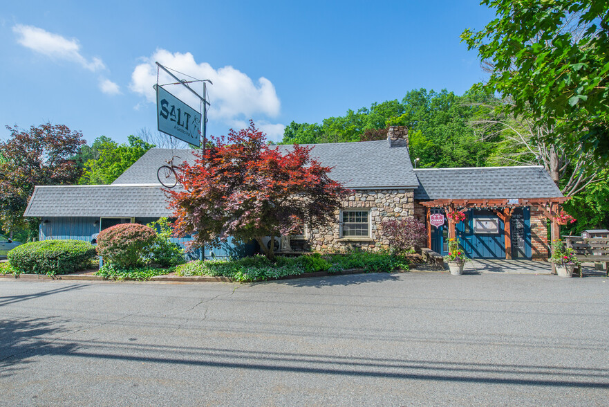 109 US Highway 206, Stanhope, NJ à vendre - Photo du bâtiment - Image 1 de 1