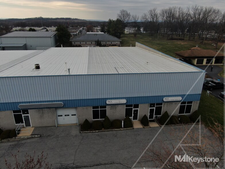 1114-1124 Commons Blvd, Reading, PA à vendre - Photo du bâtiment - Image 2 de 63