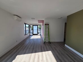 651 High St, Salem, OR for lease Interior Photo- Image 2 of 13