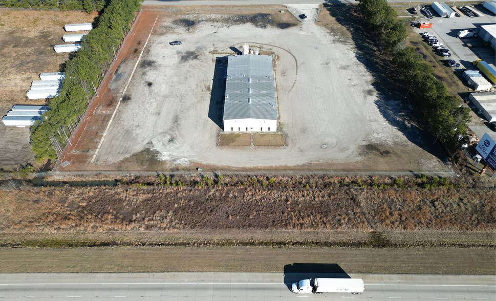310 Blanchard Rd, Florence, SC à louer - Photo du bâtiment - Image 2 de 5